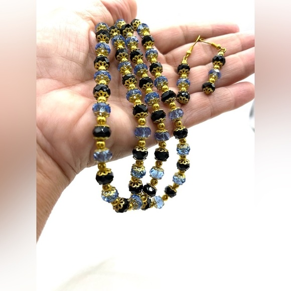 Necklace and Earrings Set Blue and Black Sparkling Beads Gold Tone Layered - Picture 8 of 14